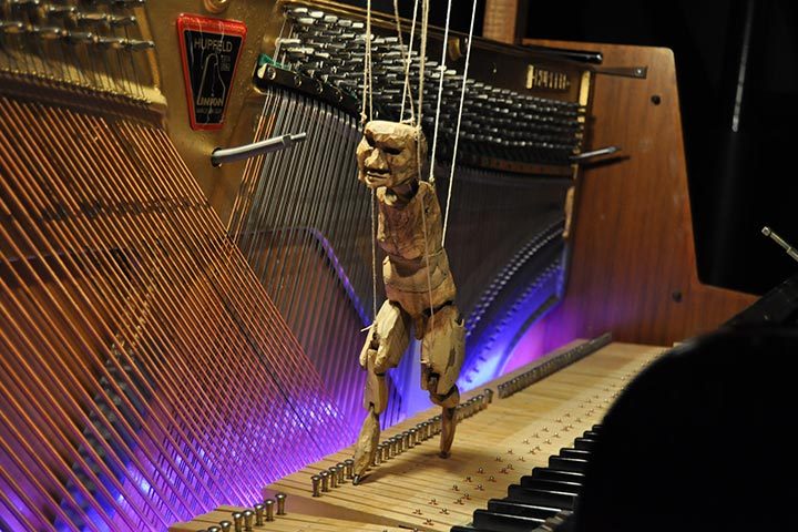 schoenbrodtkuerschner: "SOHLE EINS-ACHTZIG"